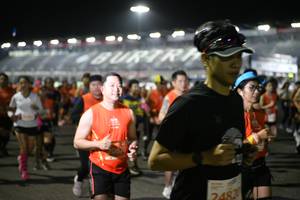 BIB: 20870, 2482
                            <button type="button" onclick="openModal(10892764)" class="btn btn-primary btn-sm float-right btn-popup" data-toggle="modal" data-target=".modal-high-quality">
                        <i class="fas fa-shopping-cart"></i> Add to Cart
                    </button>
                                            <button type="button" onclick="isThisMe(10892764, true)" class="btn btn-success btn-sm float-right btn-popup btn-isme hidden" data-toggle="tooltip" data-placement="bottom" title="นี่คือรูปของคุณใช่ไหม คลิกที่นี่เพื่อเอาเข้าอัลบั้ม">
                        <i class="fas fa-plus"></i> Add to album
                    </button>
                    <button type="button" onclick="isThisMe(10892764, false)" class="btn btn-warning btn-sm float-right btn-popup btn-isnotme hidden">
                        <i class="fas fa-ban"></i> Remove from album
                    </button>